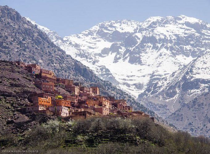 Summits & Sands: An 7-Day Atlas & Sahara Expedition